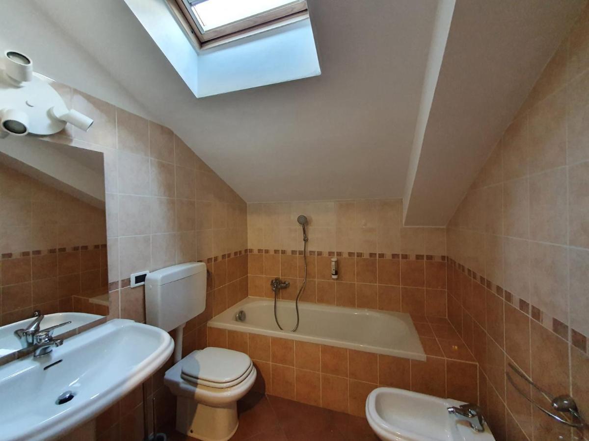 Hh Hermoso Housing Serravalle Serravalle Scrivia Dış mekan fotoğraf